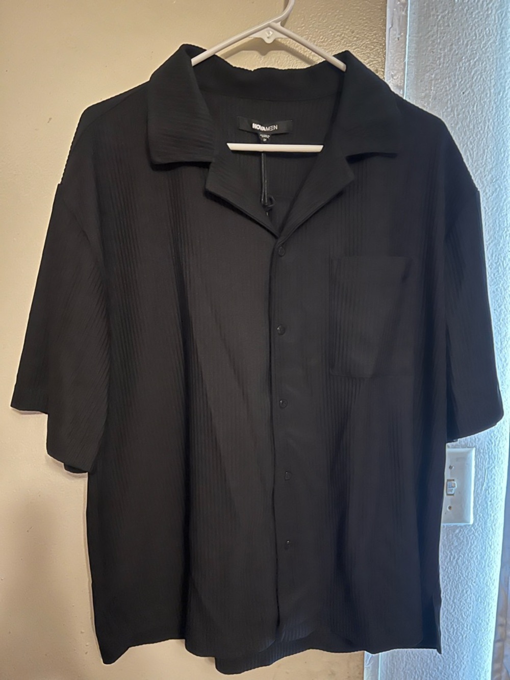 Fashion Nova Black Short-Sleeve Button-Up Shirt - Casual Collar